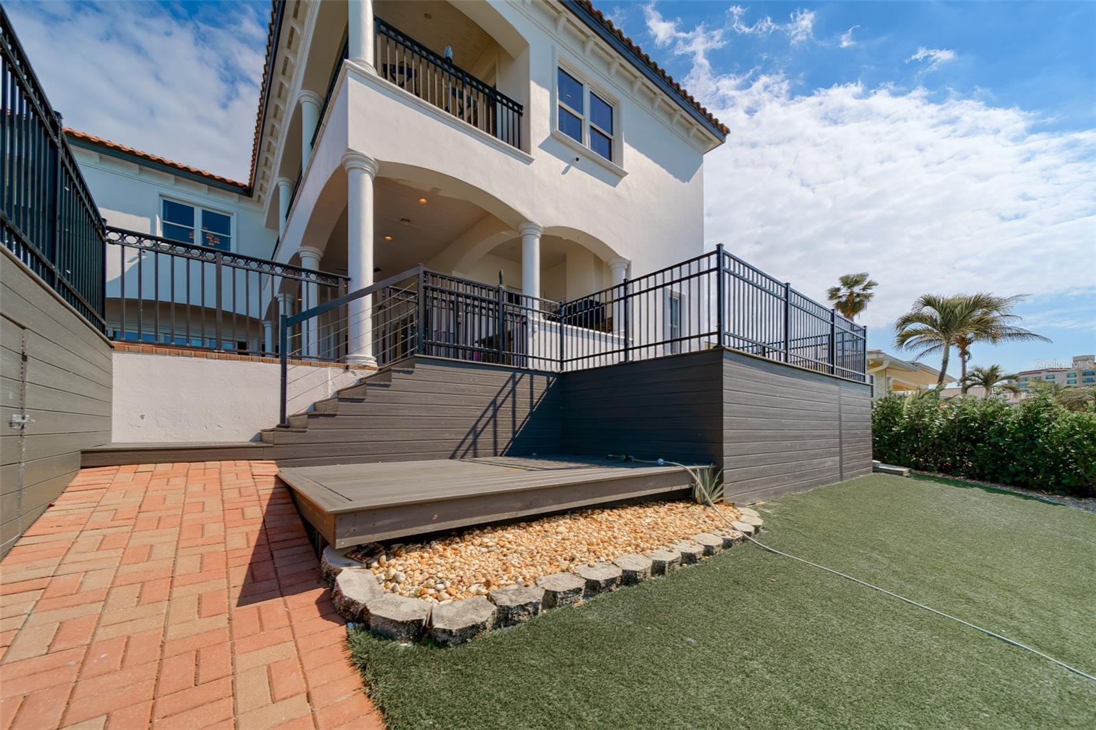 ISLAND ESTATES OF CLEARWATER - Residential