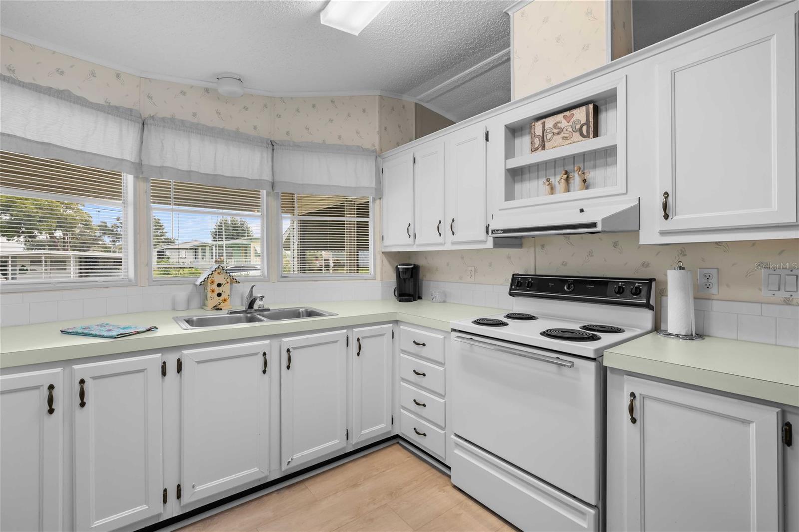 GREEN HILLS ESTATES - Residential
