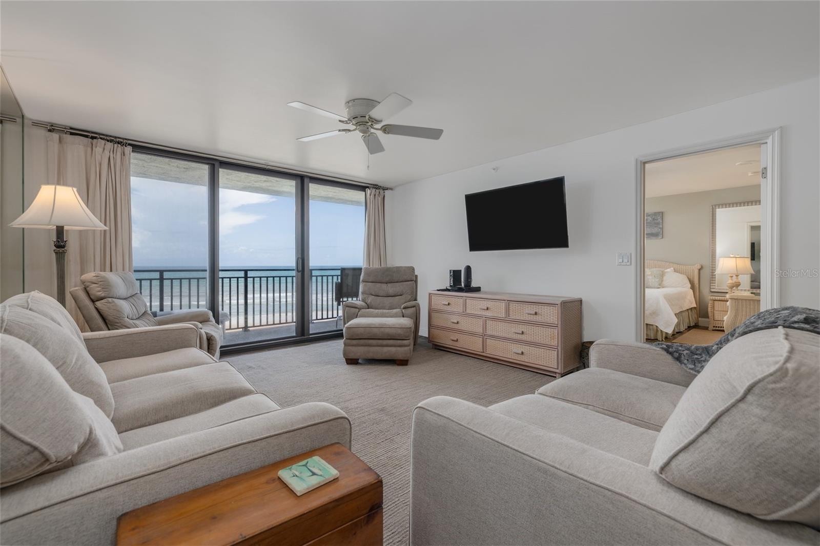 SHERWIN CONDO - Residential