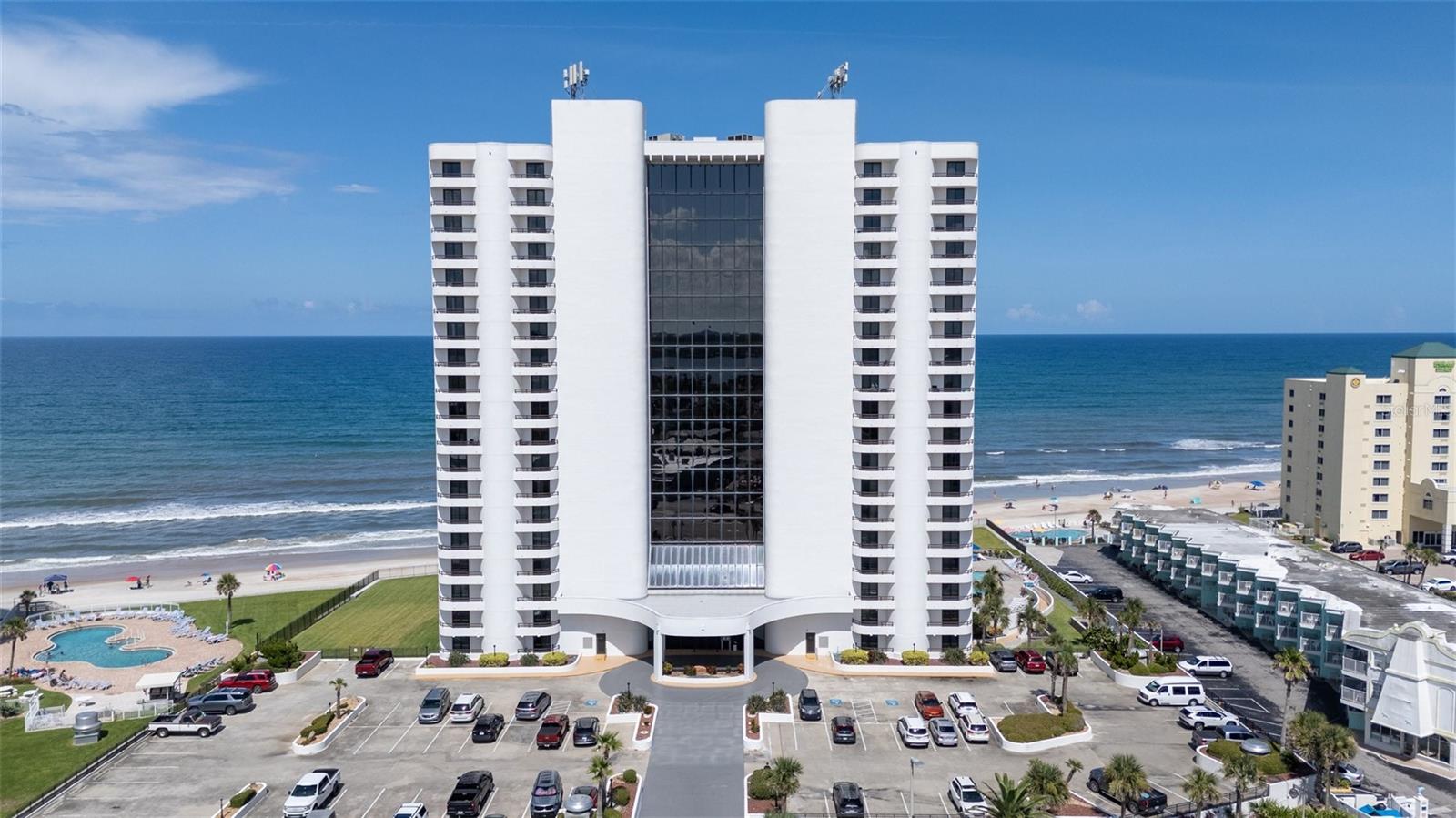 SHERWIN CONDO - Residential