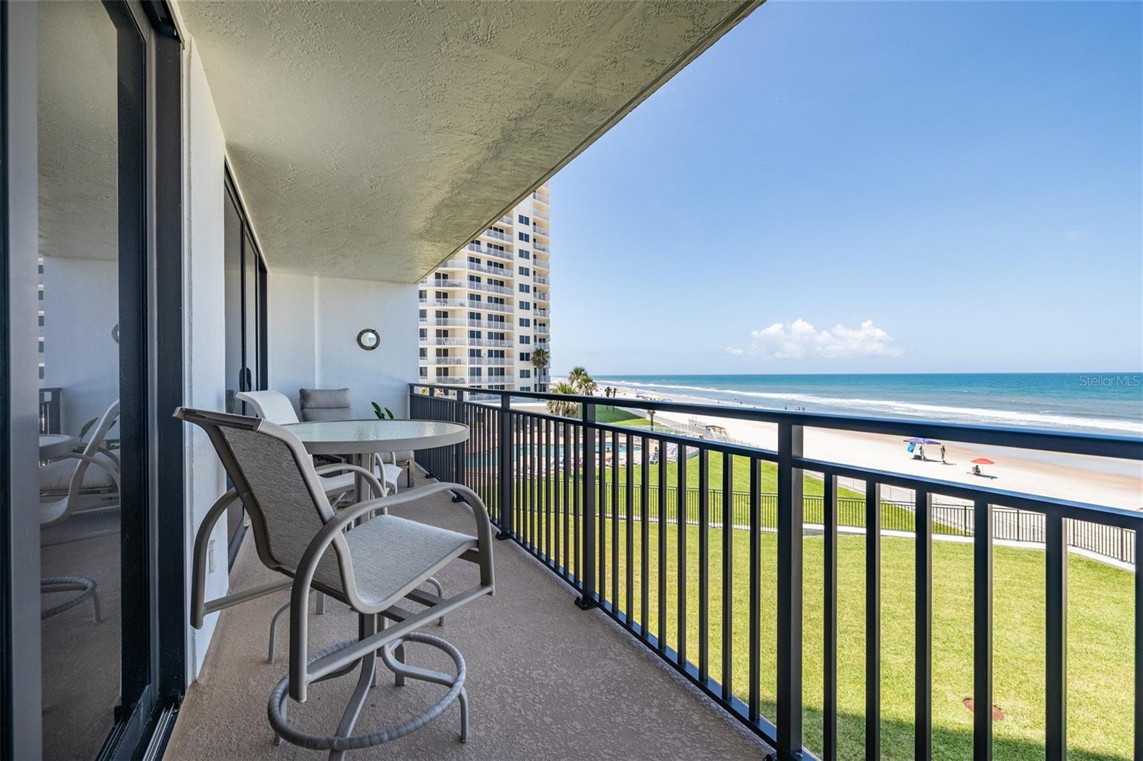 2555 S ATLANTIC AVENUE 302