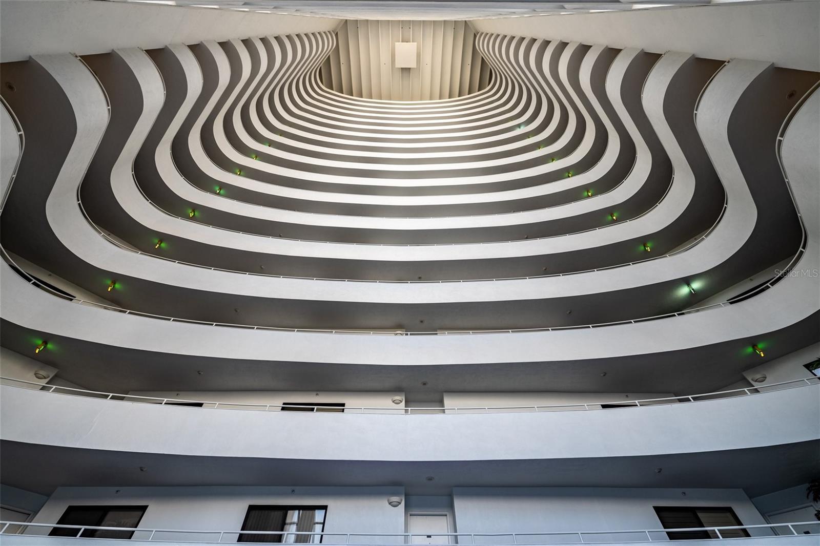SHERWIN CONDO - Residential