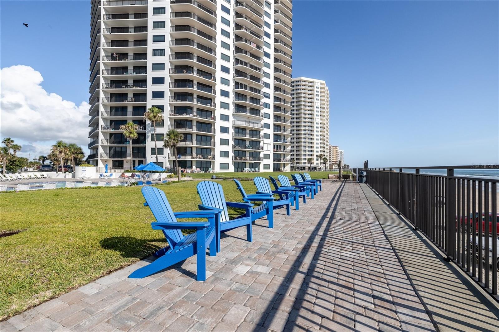 SHERWIN CONDO - Residential