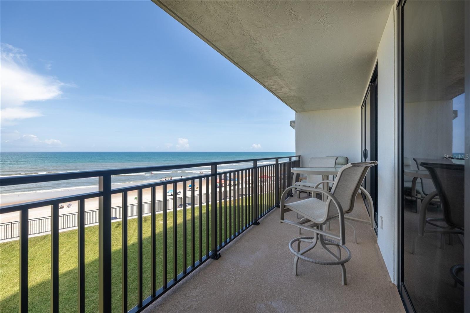 2555 S ATLANTIC AVENUE 302
