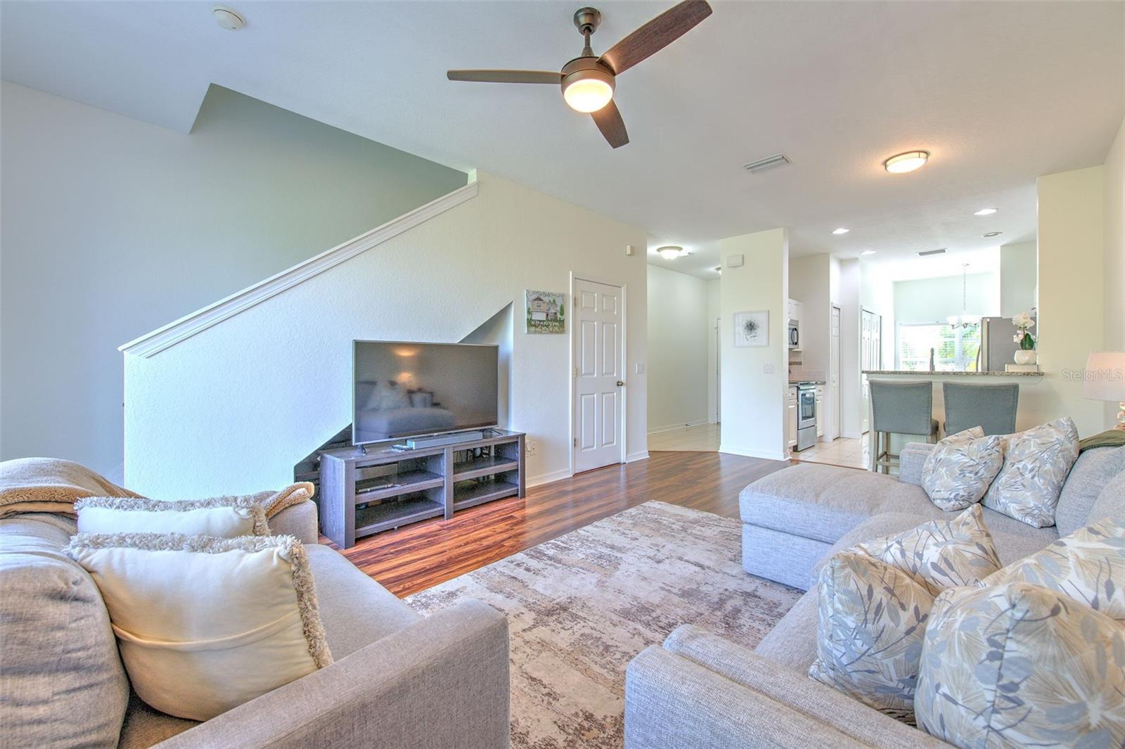 RIVERCREST TWNHMS WEST PHAS - Residential Lease