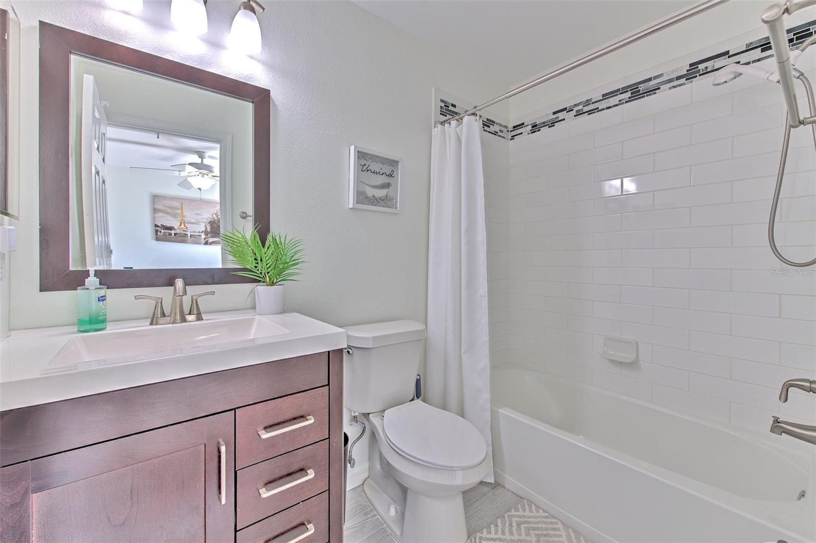 RIVERCREST TWNHMS WEST PHAS - Residential Lease