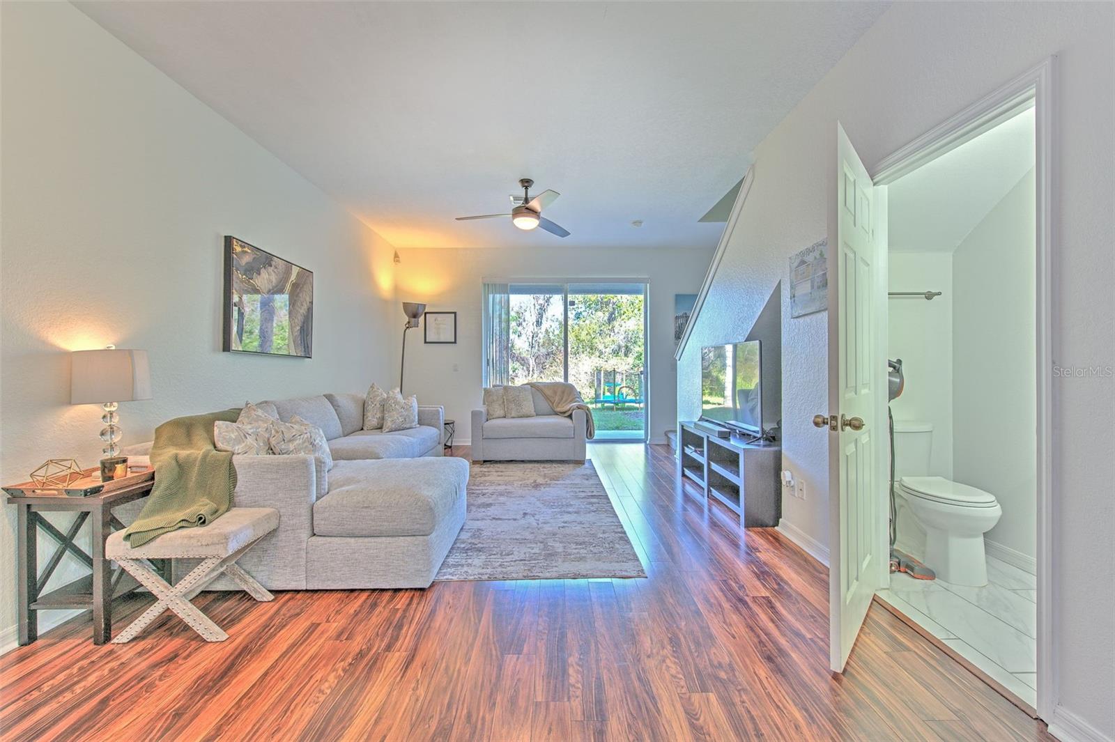 RIVERCREST TWNHMS WEST PHAS - Residential Lease