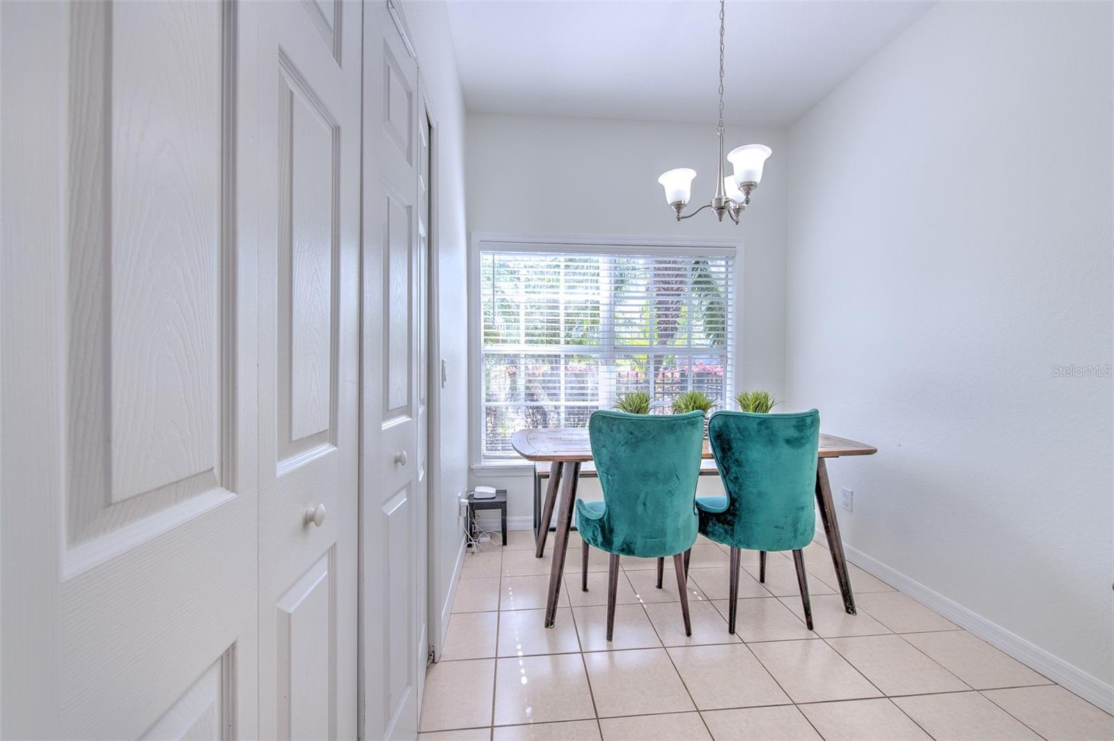 RIVERCREST TWNHMS WEST PHAS - Residential Lease