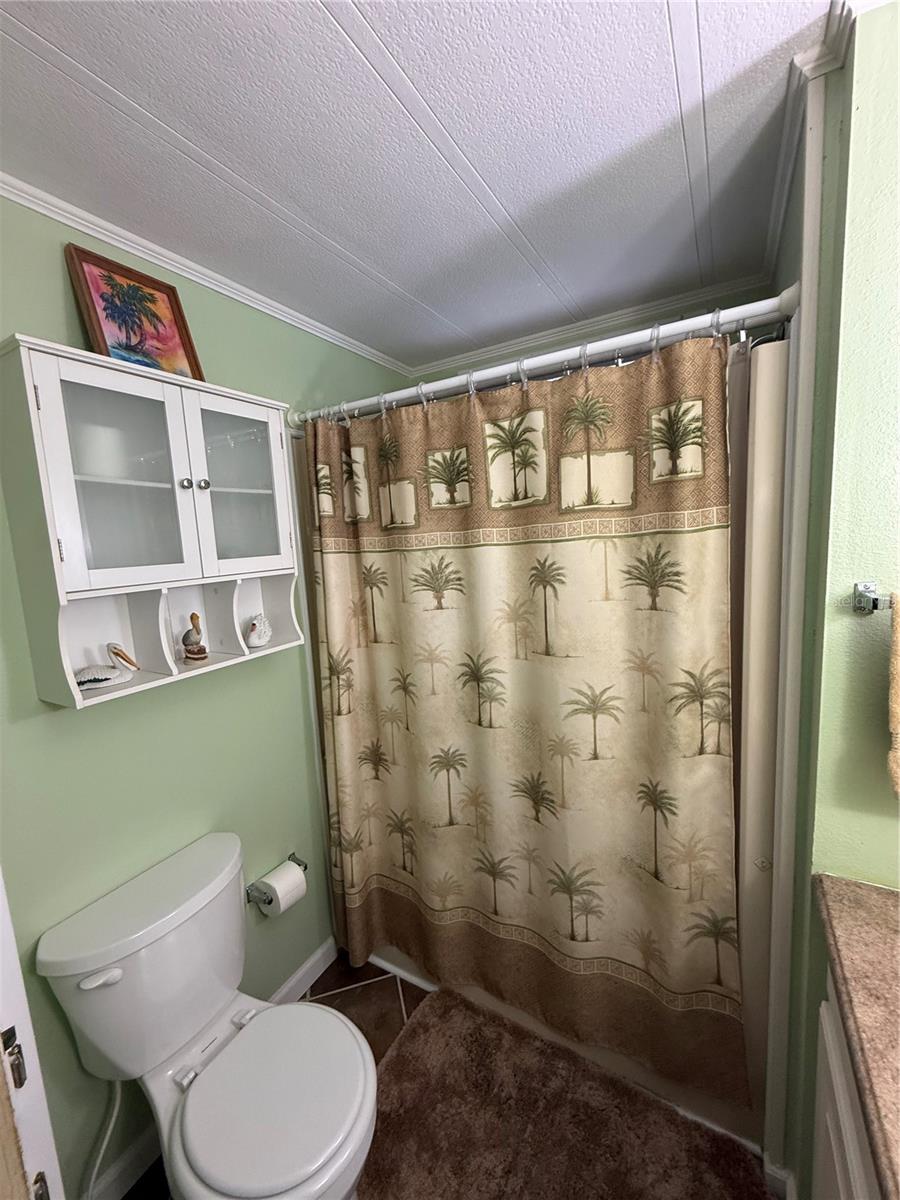 FLORAL LAKES - Residential