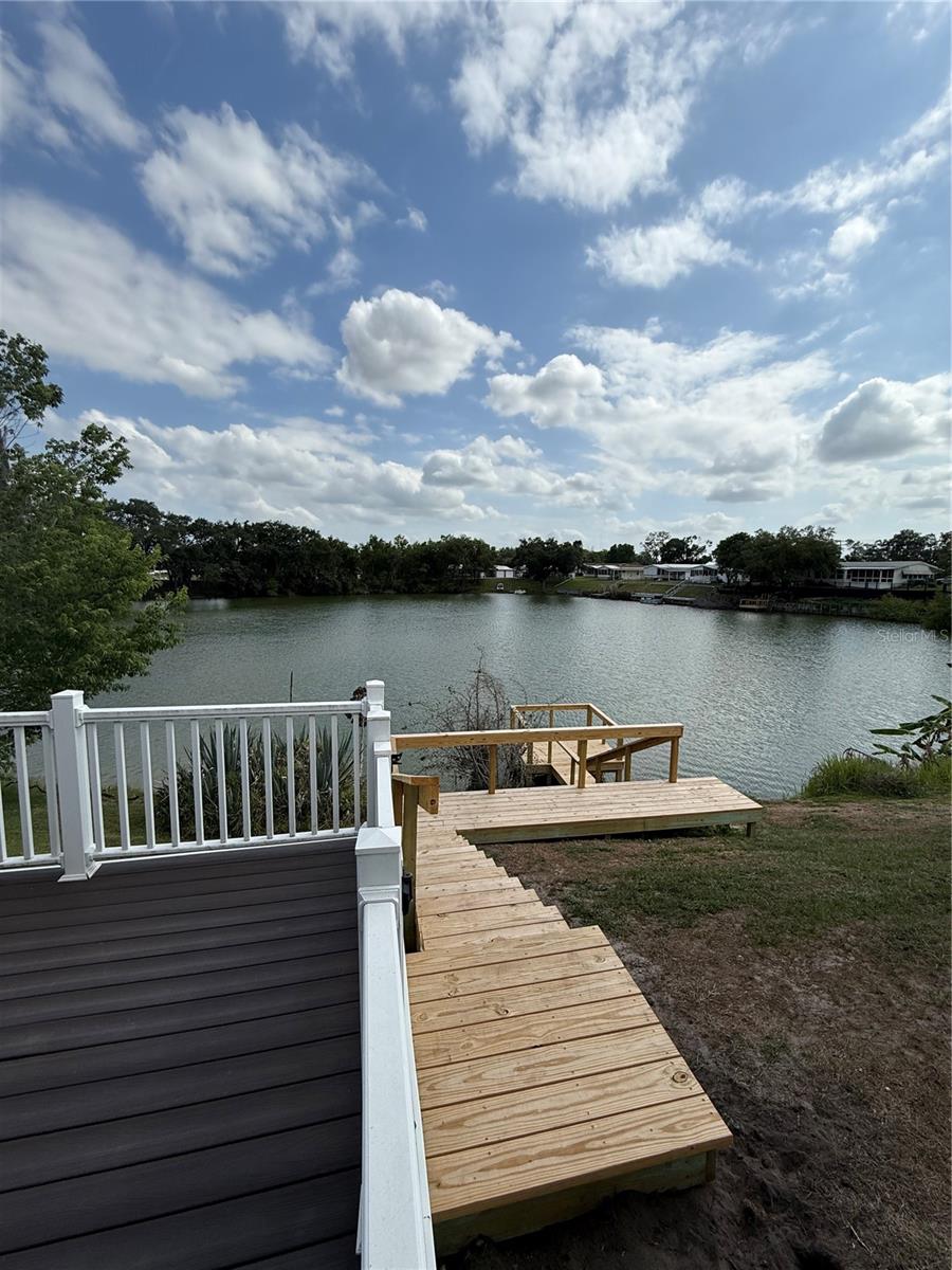 FLORAL LAKES - Residential
