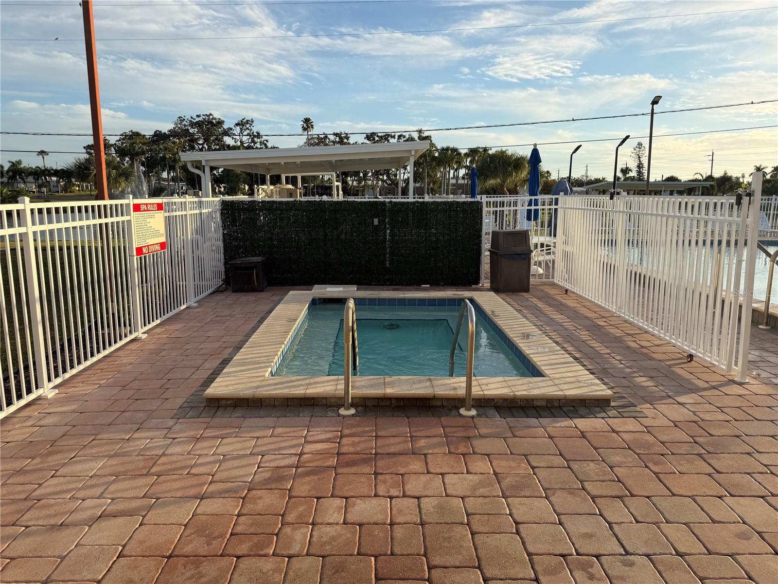 GOLF LAKES RESIDENTS CO-OP - Land