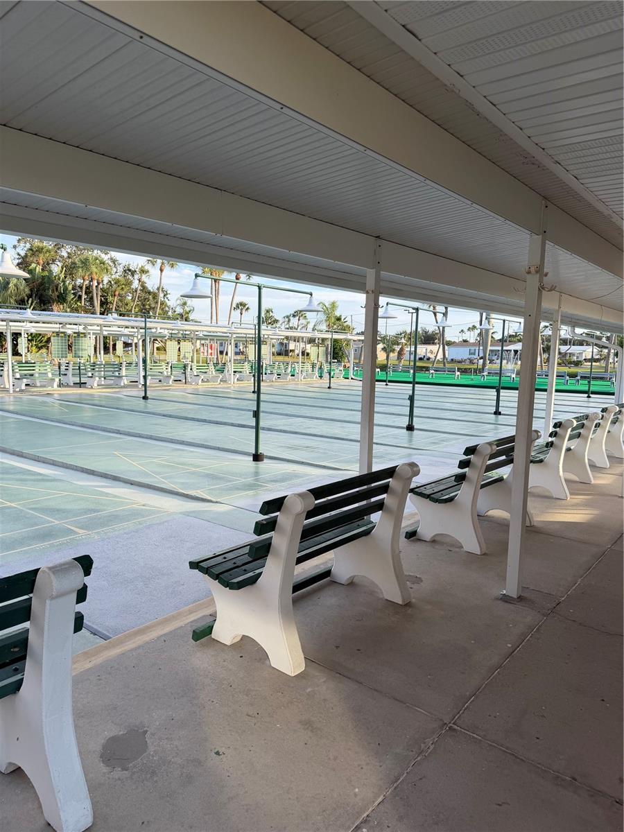 GOLF LAKES RESIDENTS CO-OP - Land