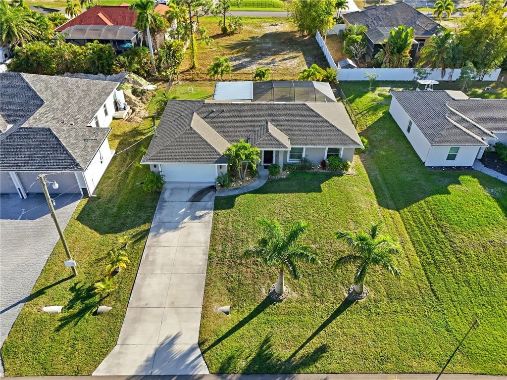 Photo of 2714 NW 22nd Terrace, Cape Coral, FL 33993 (MLS # A4674916)