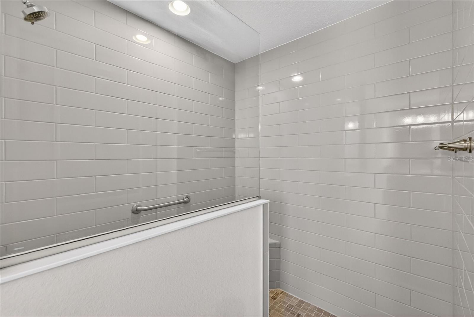 OXFORD OAKS PH 2 - Residential