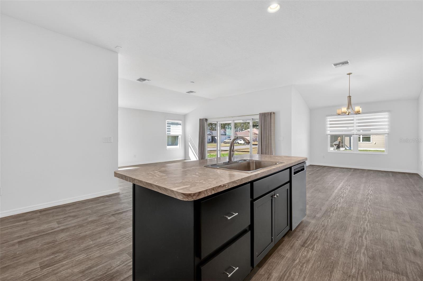 OXFORD OAKS PH 2 - Residential