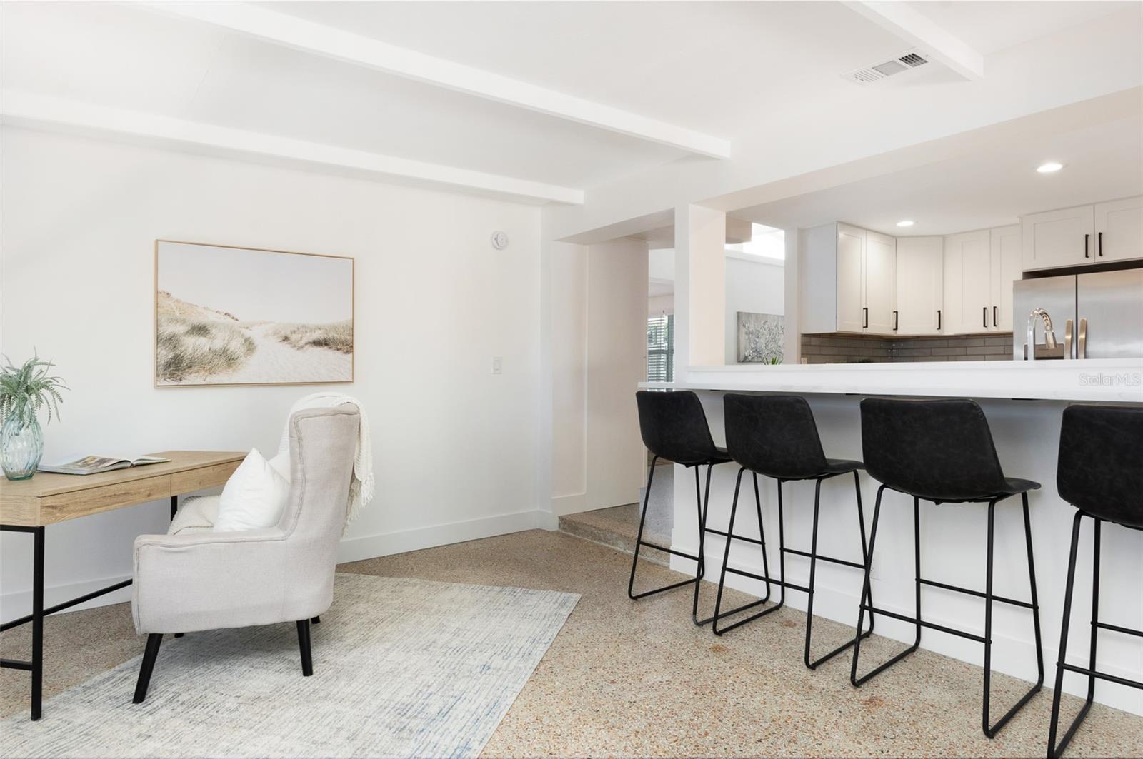 BELLE VISTA SHORES - Residential