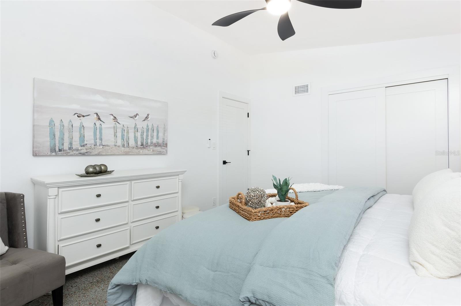 BELLE VISTA SHORES - Residential