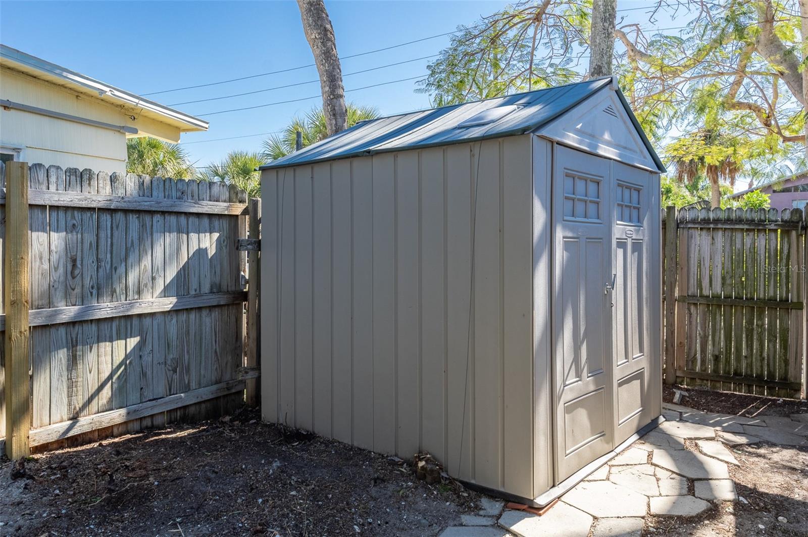 BELLE VISTA SHORES - Residential