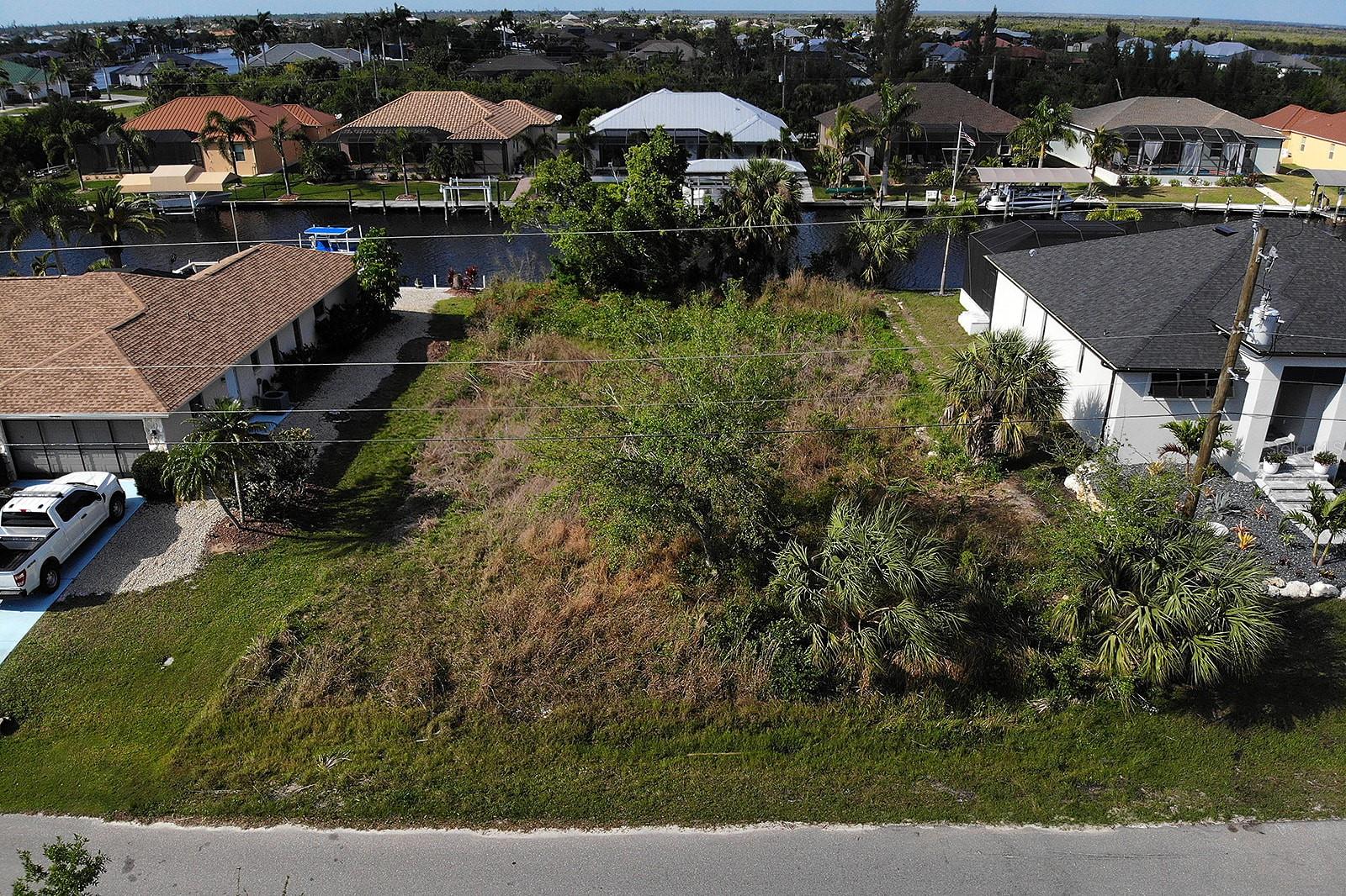 PORT CHARLOTTE SEC 093 - Land