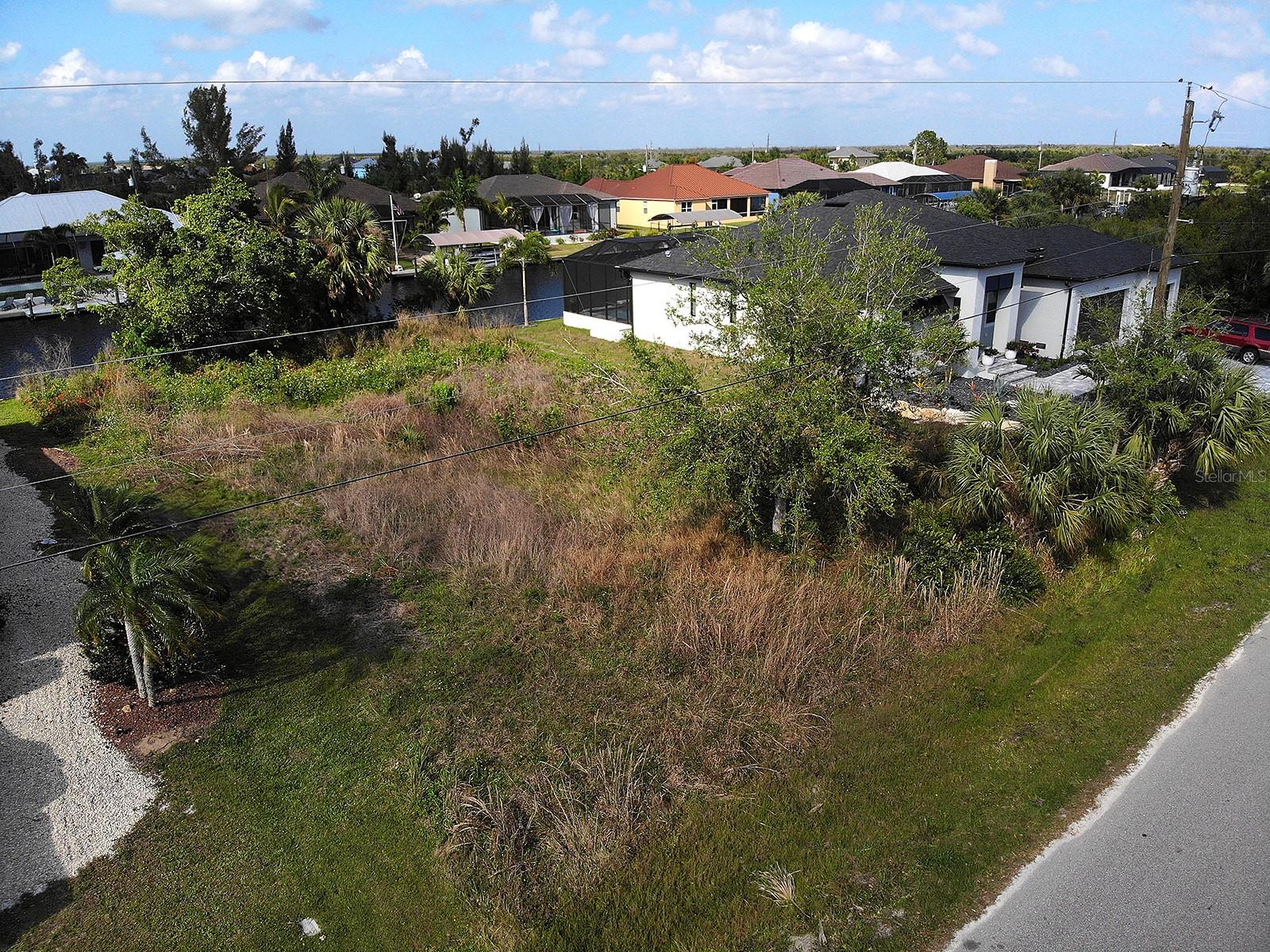 PORT CHARLOTTE SEC 093 - Land