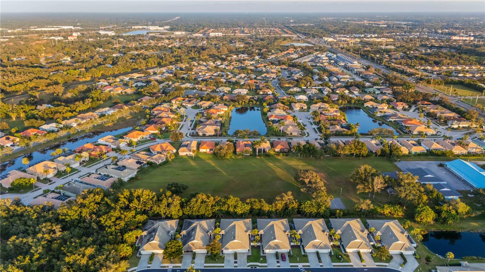 211 RECLINATA CIRCLE