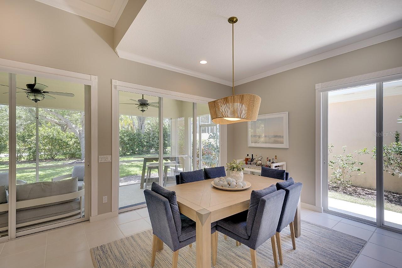 VILLAGEWALK - Residential