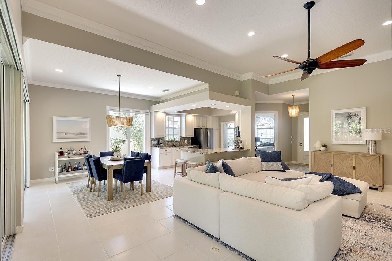 VILLAGEWALK - Residential