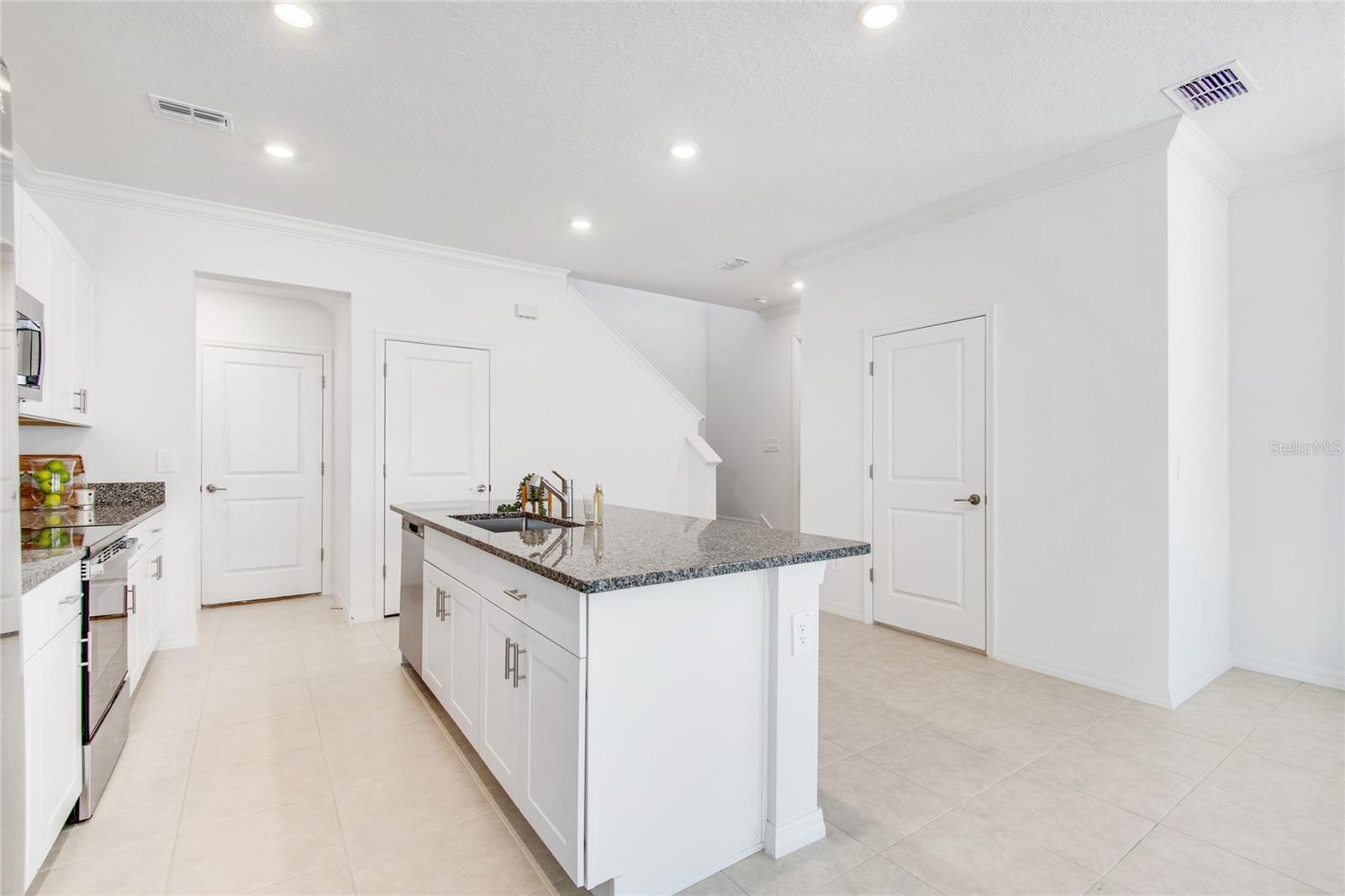 CROSS CRK PRCL B - Residential