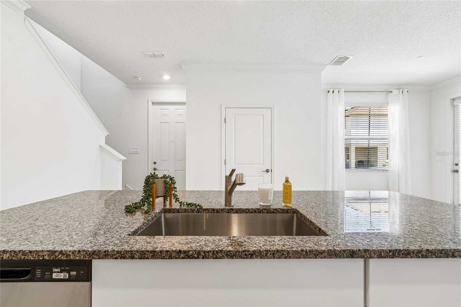 CROSS CRK PRCL B - Residential