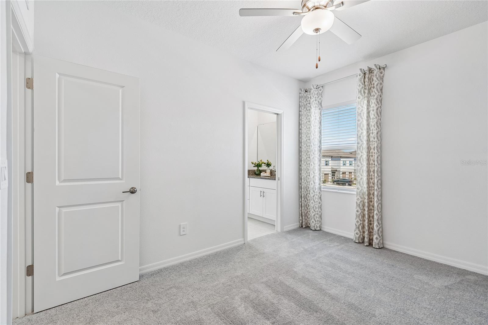 CROSS CRK PRCL B - Residential