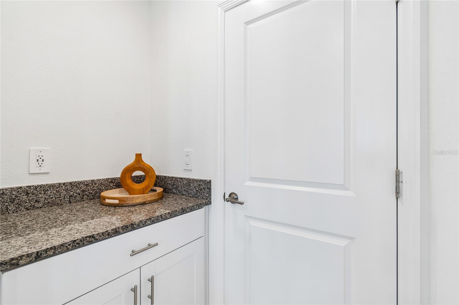 CROSS CRK PRCL B - Residential