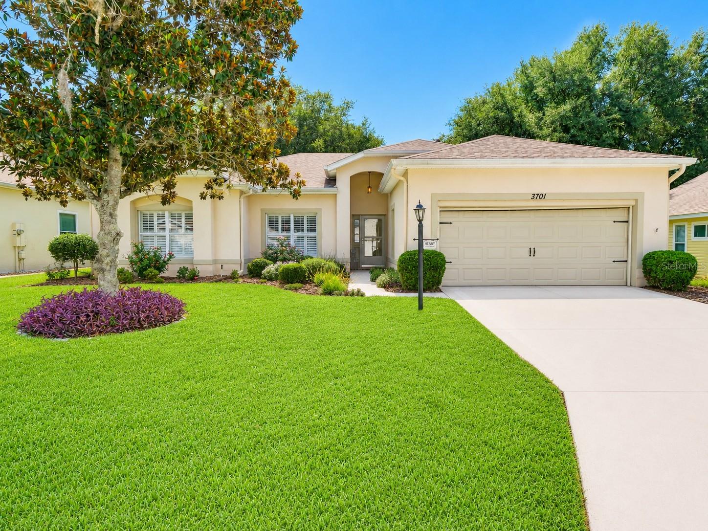 Photo 1 of 27 — 3701 PLANTATION BOULEVARD, LEESBURG, FL 34748
