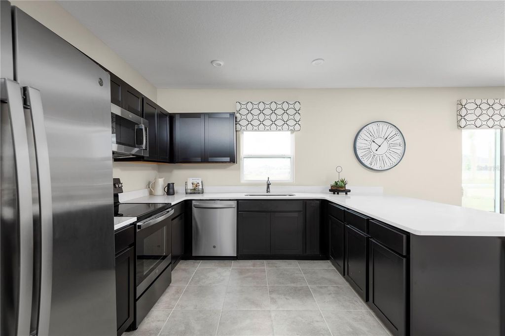 Photo of 16915 7th Avenue E, Bradenton, FL 34212 (MLS # W7879881)