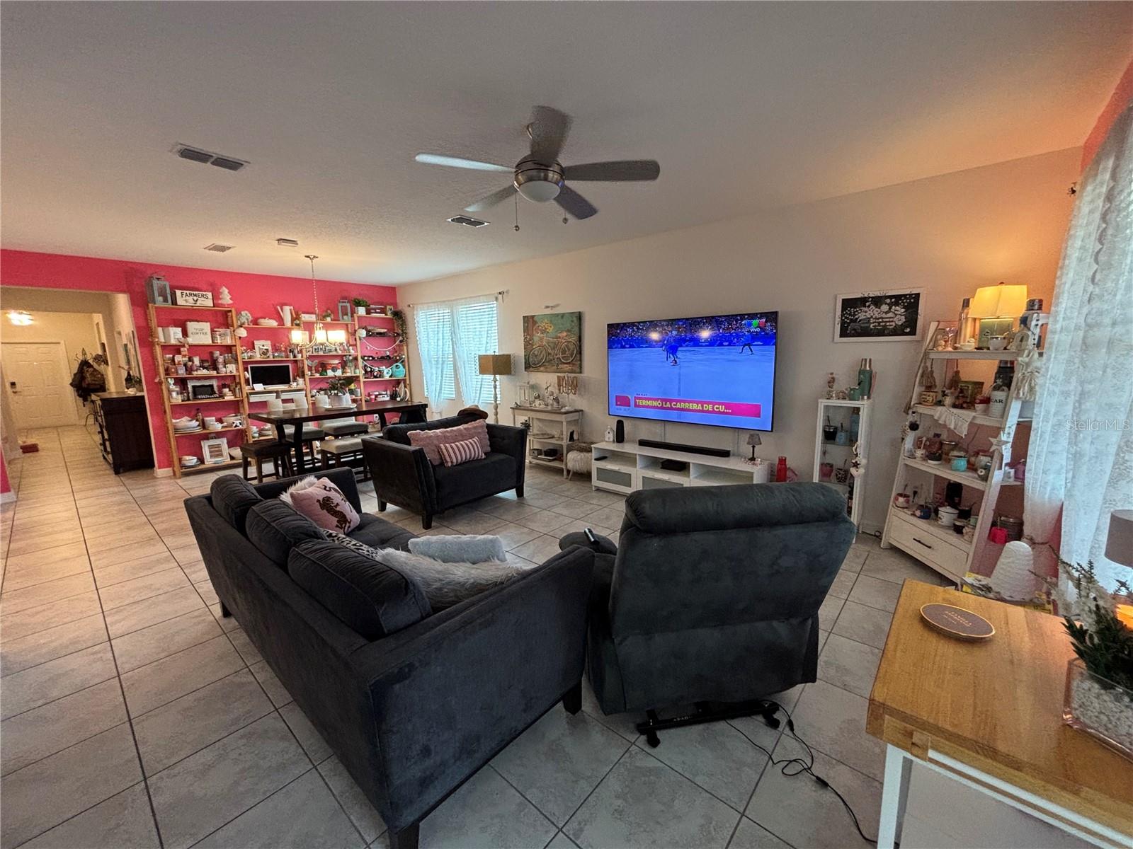 STOREY LAKE - Residential