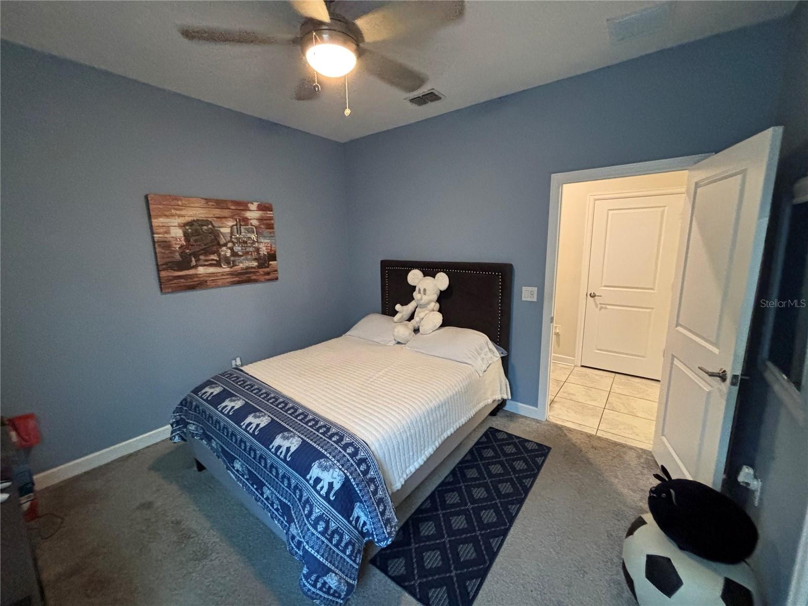 STOREY LAKE - Residential