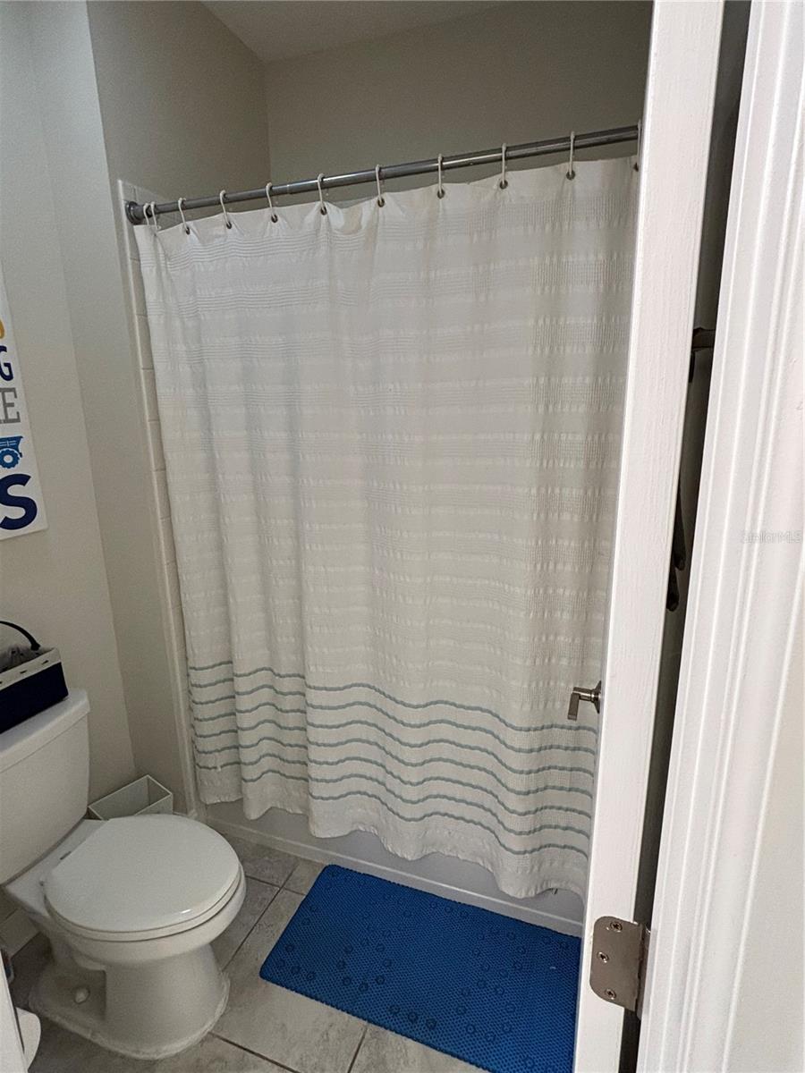 STOREY LAKE - Residential