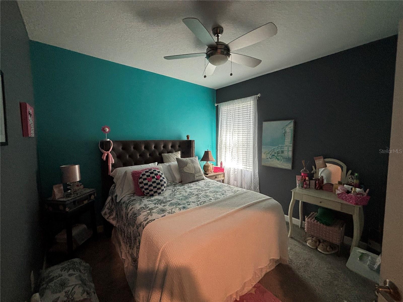 STOREY LAKE - Residential