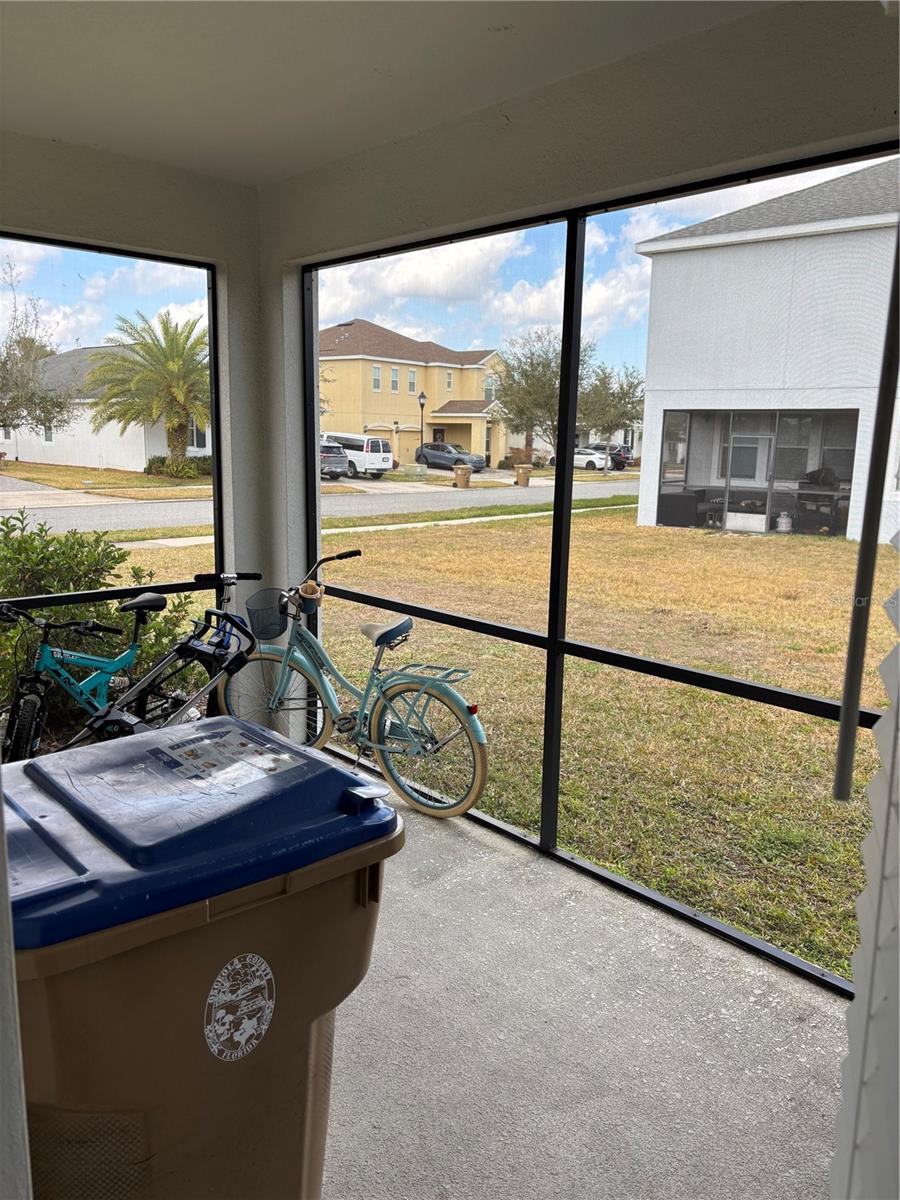 STOREY LAKE - Residential