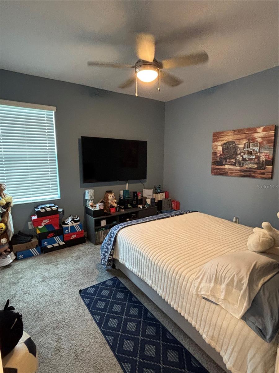 STOREY LAKE - Residential