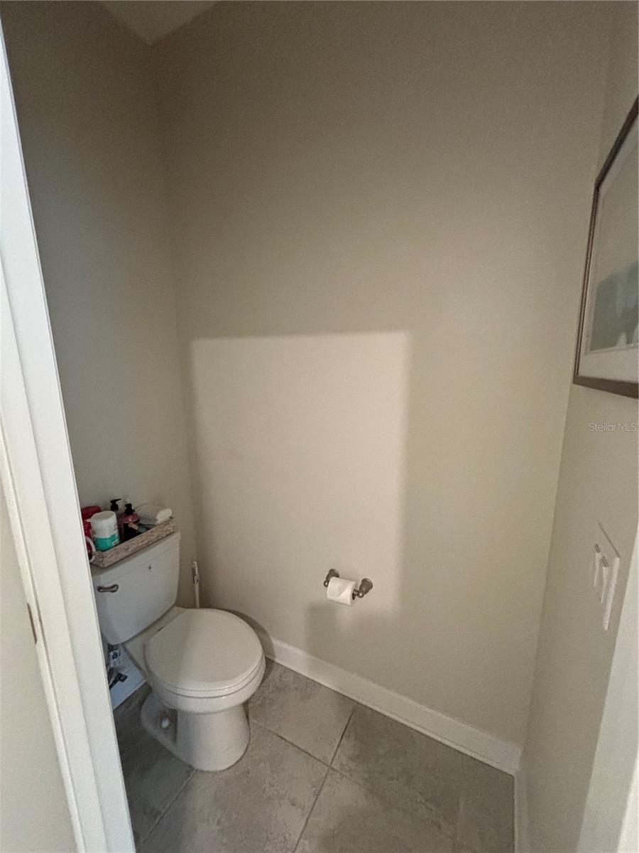 STOREY LAKE - Residential