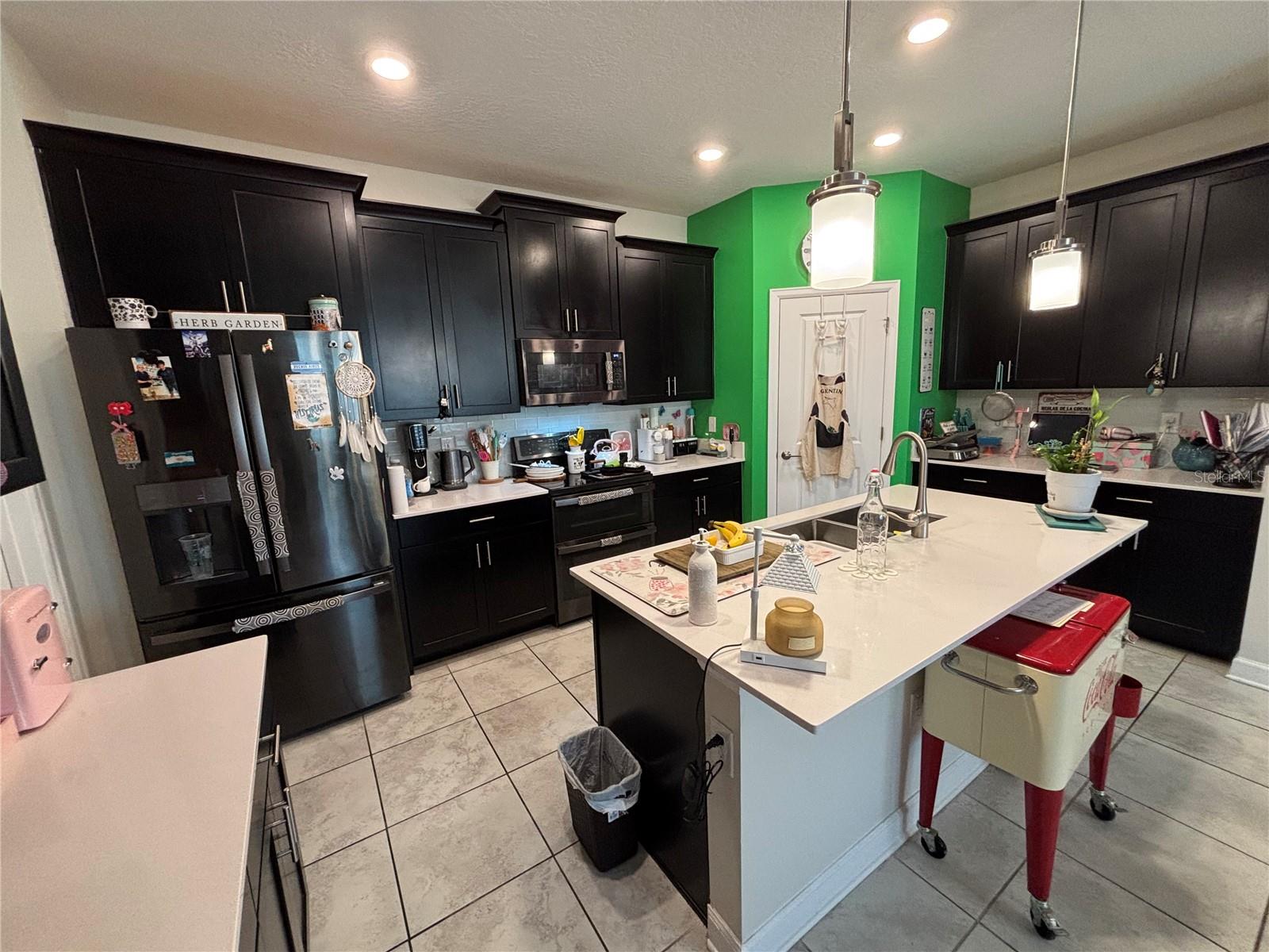 STOREY LAKE - Residential