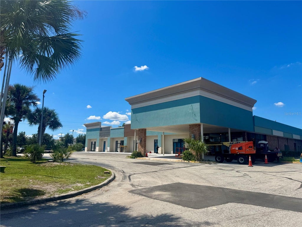 Photo of 7900 S Orange Blossom Trail #1062, Orlando, FL 32809 (MLS # O6451840)