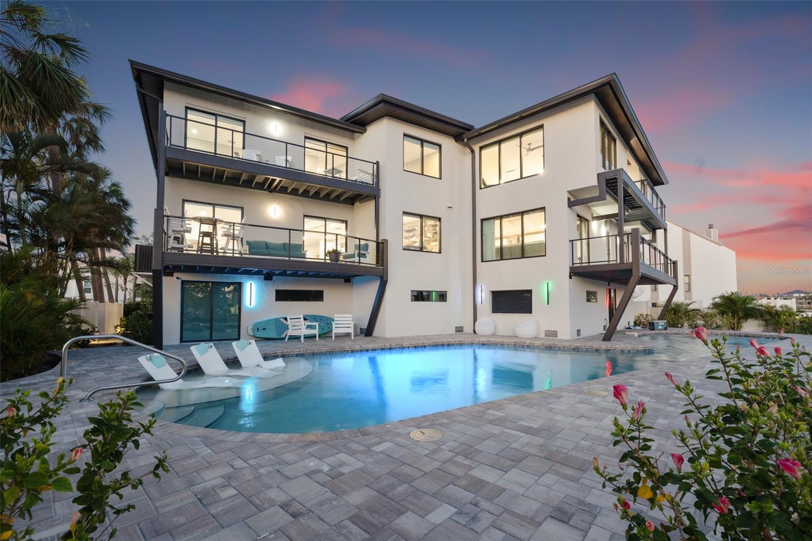 12400 CAPRI CIRCLE N CIRCLE N