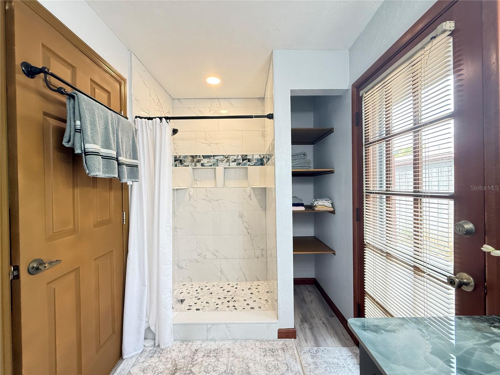 FLORIDA SHORES 01 - Residential