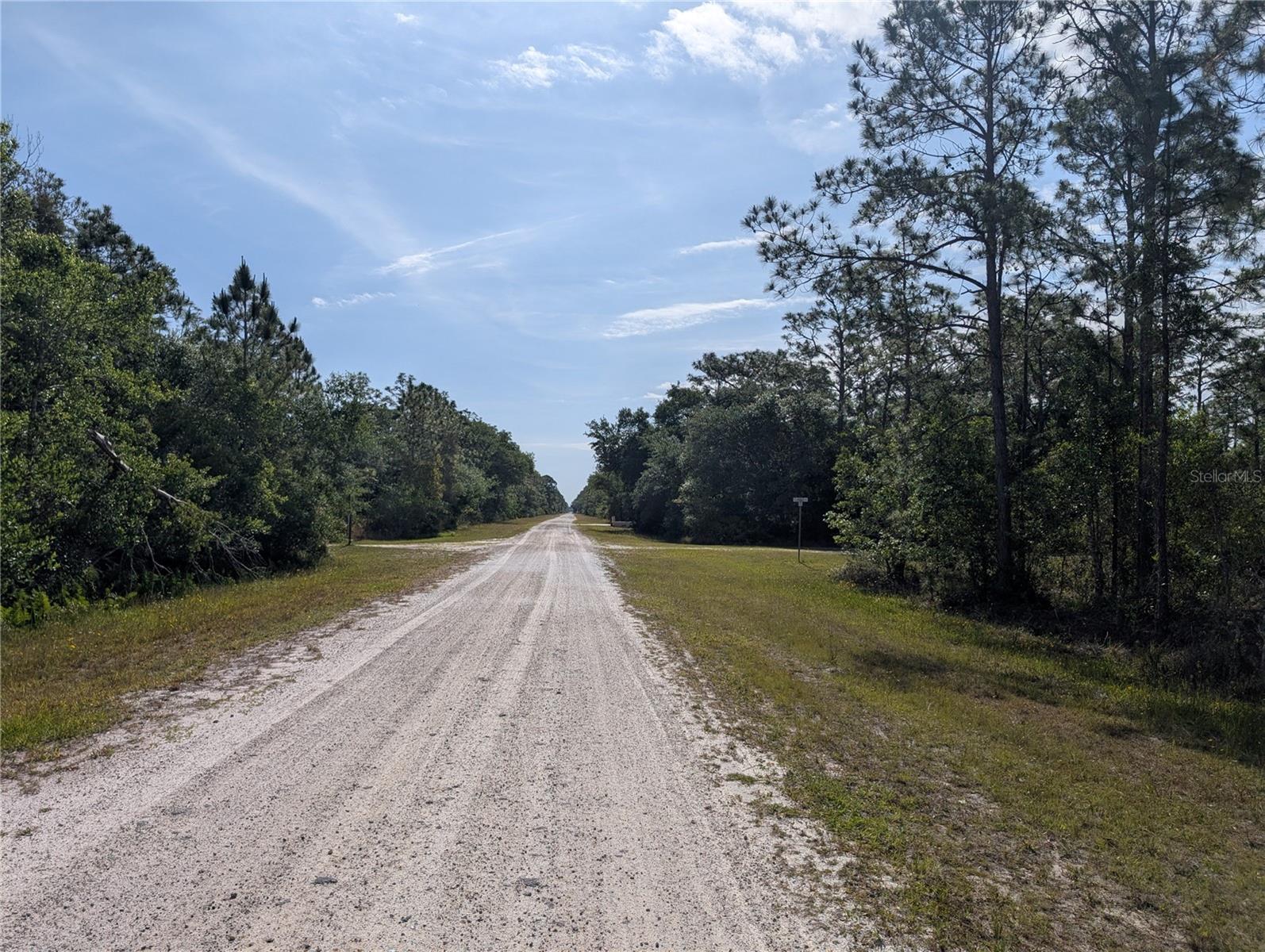 INDIAN LAKE ESTATES - Land