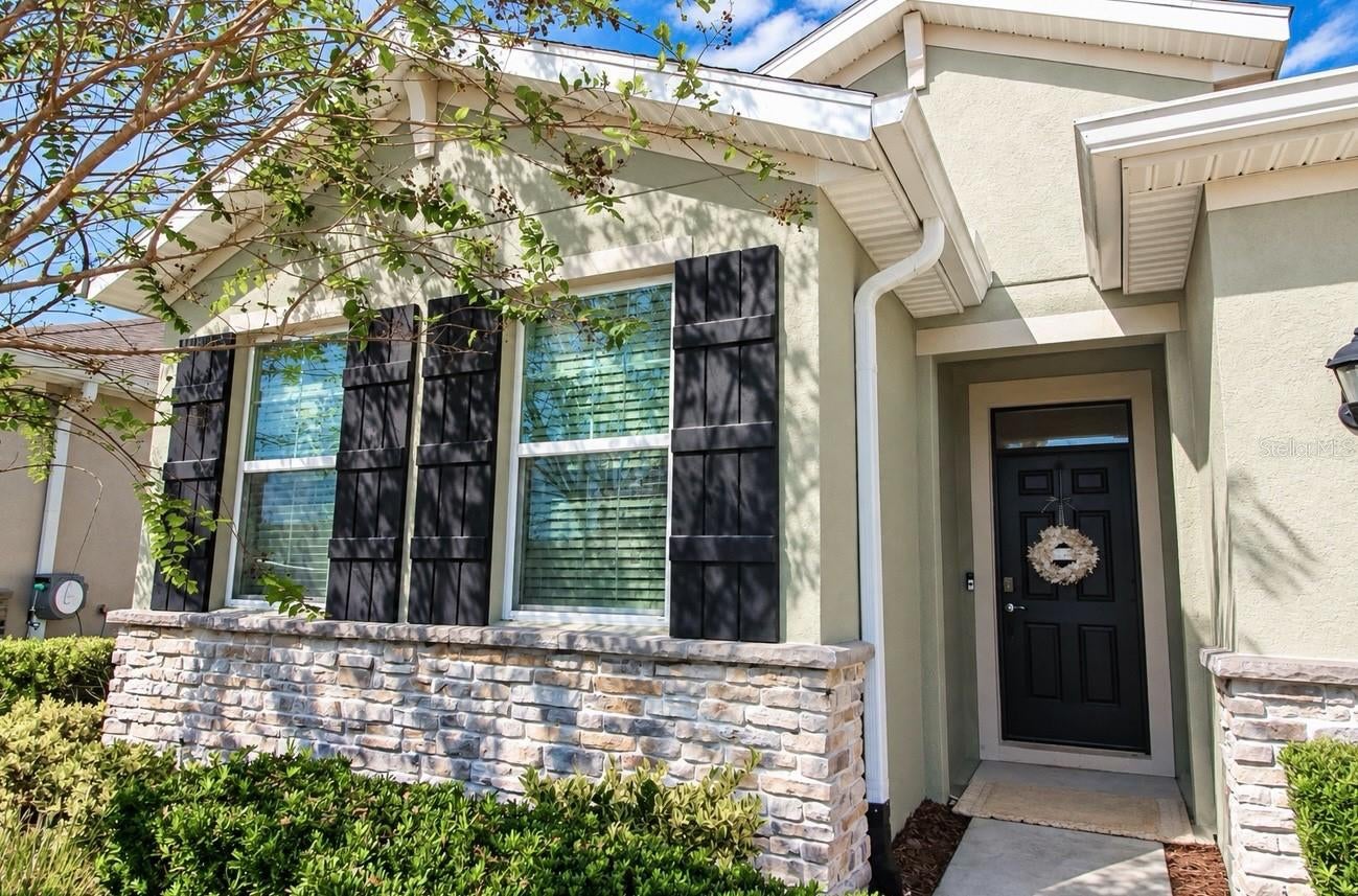 1143 PIPESTONE PLACE