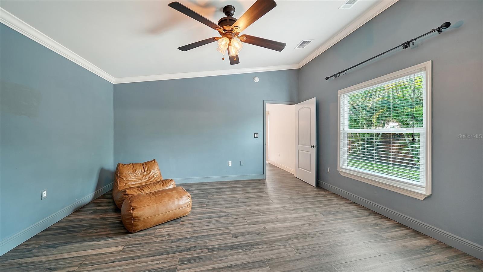 BEARDED OAKS - Residential