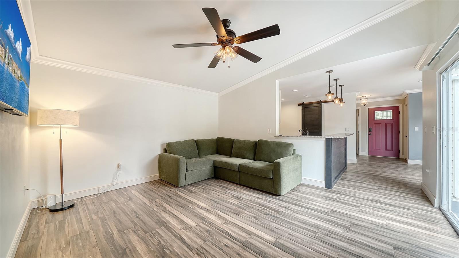 BEARDED OAKS - Residential