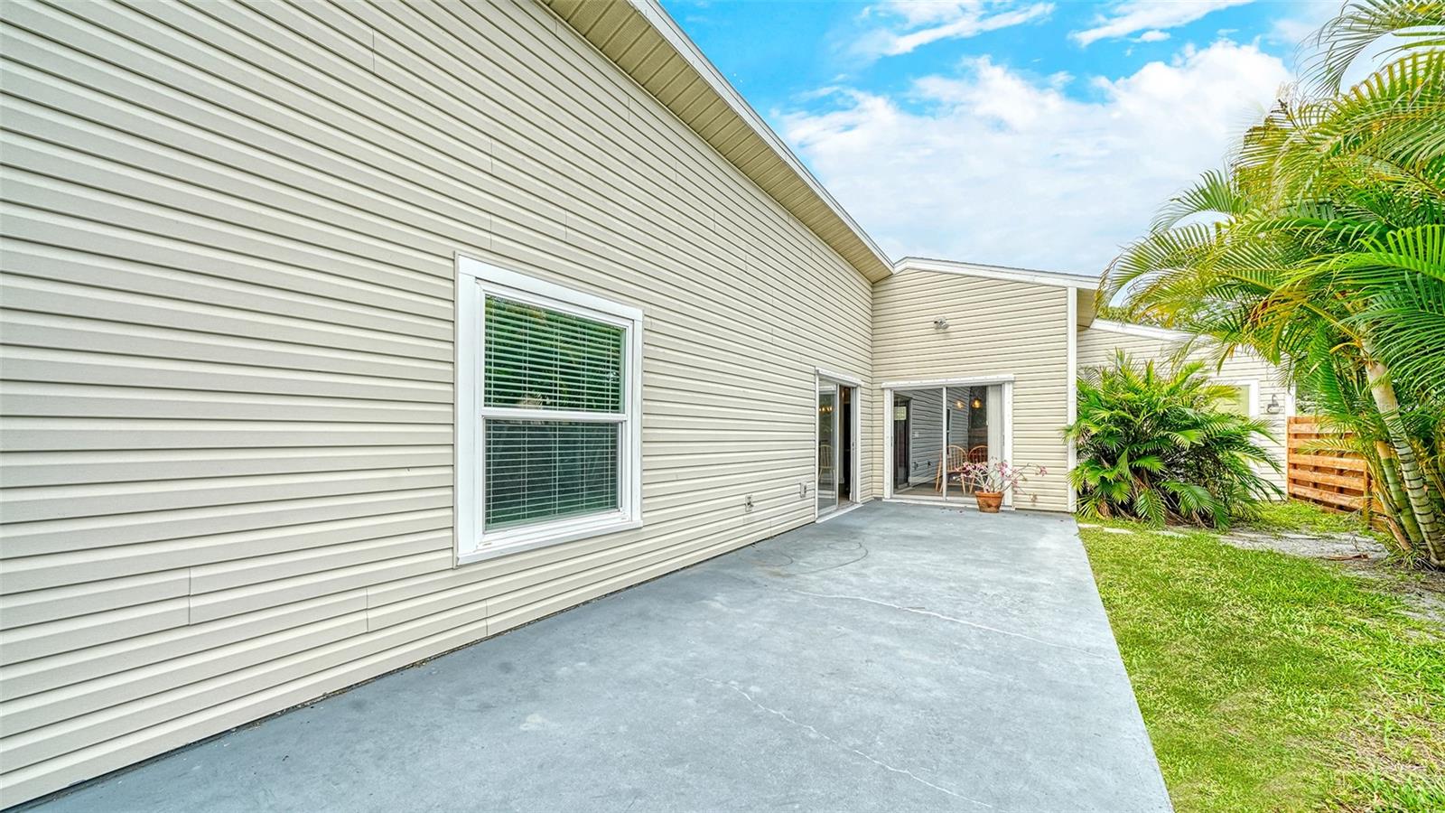 BEARDED OAKS - Residential