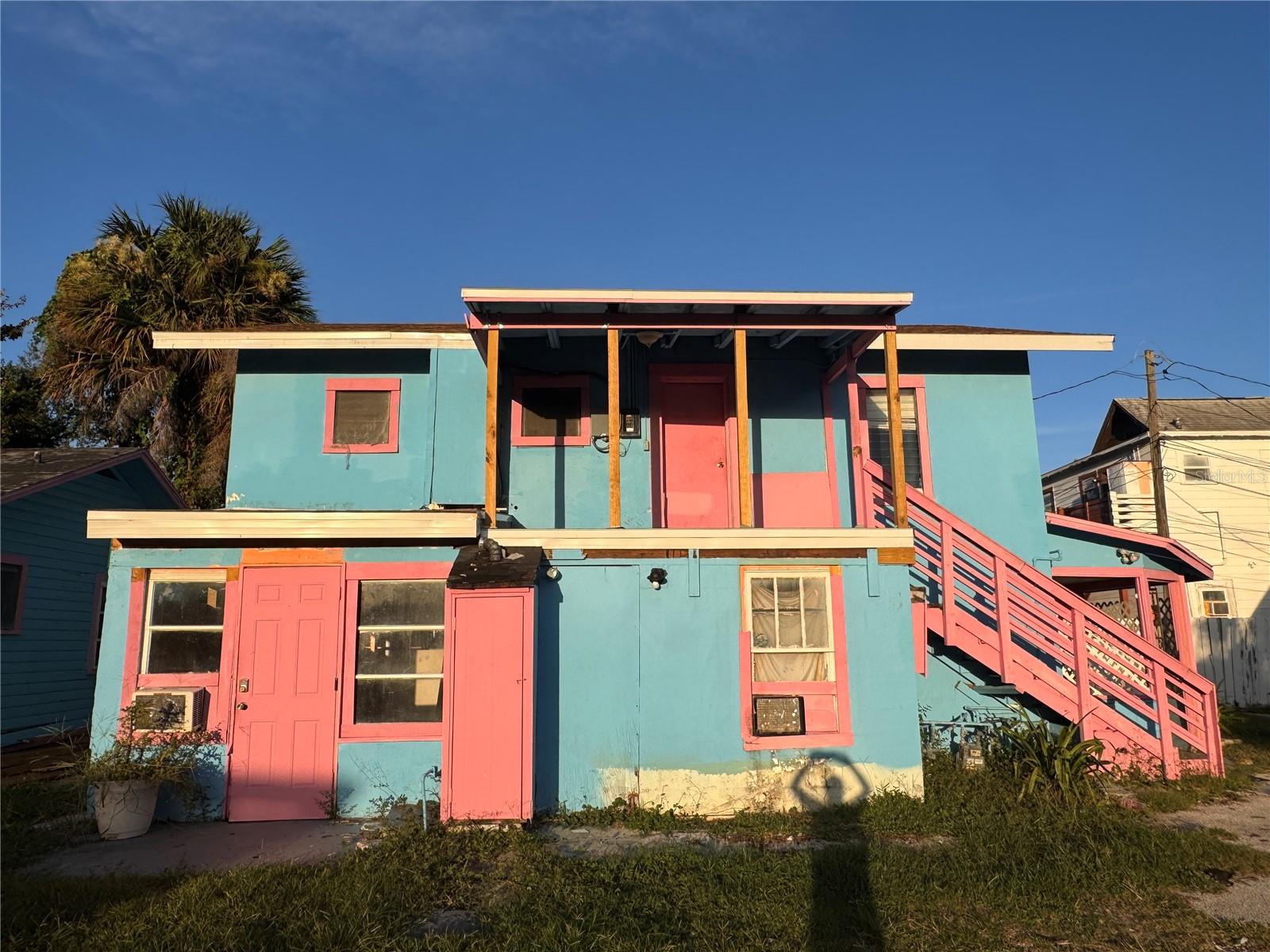 KINGSTON - Commercial Sale